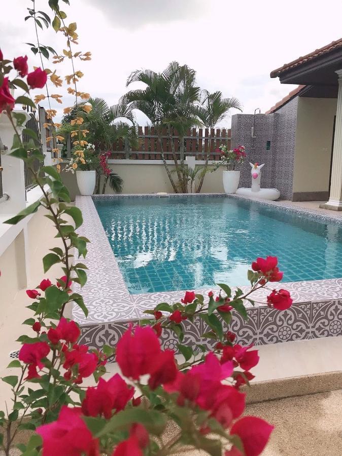 Orchid Pool -Villa 4 Bedrooms 란타섬 외부 사진